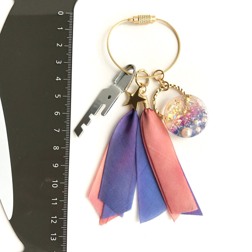 予約済の880，948 鉱石レジンバッグチャームパープル 予約済の880，948 鉱石レジンバッグチャームパープル 【楽天市場