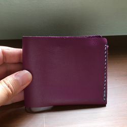 レザー二つ折り財布　シンプル 紫 6枚目の画像