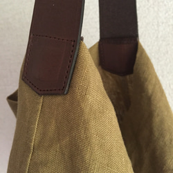 亞麻和皮革袋（S尺寸的赭黃色） 第4張的照片