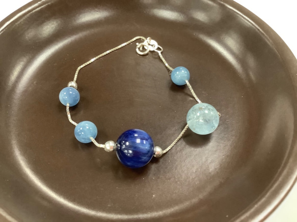 【藍色狂想】藍色系天然石手鍊。藍晶石、海水藍寶。3月誕生石 第1張的照片