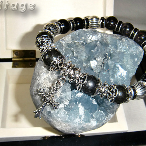 天然隕石アイアン・メテオライトブレスレット鑑別書付きゴールド