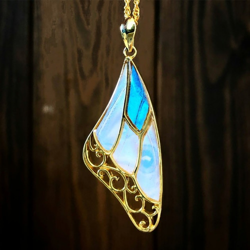 アンティーク／ヴィンテージ　ネックレス　モルフォ蝶 ヴィンテージUSA製蝶モチーフシルバーネックレス 雰囲気ある一品