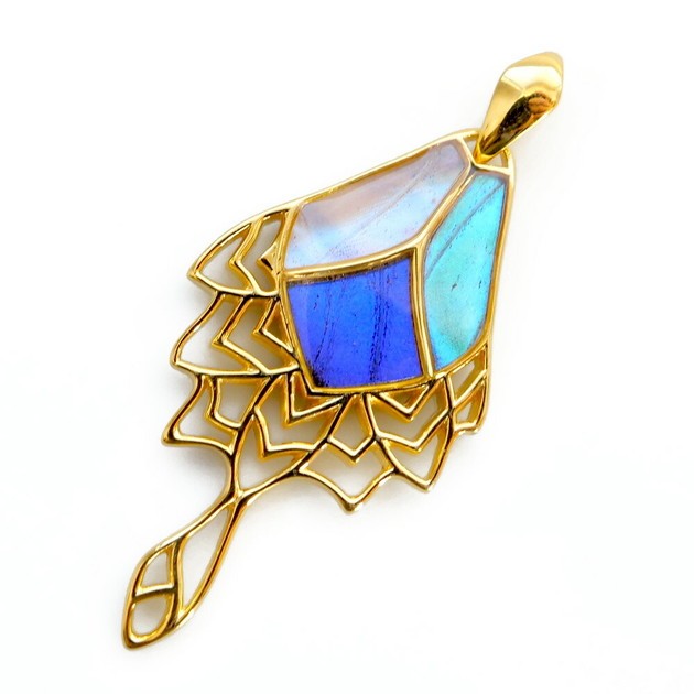 本物の蝶の羽　下翅デザインペンダント　モルフォ蝶　カキカ/ゼフィリティス/スルコウスキー[zps087g-morpho]