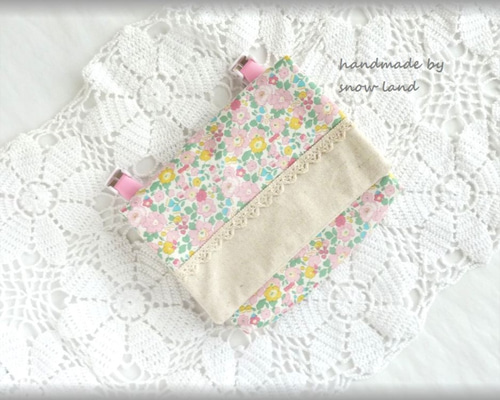 70 リバティベッツィ ピンクガーベラビニコ移動ポケット