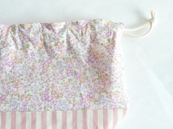 お弁当袋＆コップ袋セット☆大人かわいいラベンダー花柄×ピンクストライプ　ランチセット　巾着 3枚目の画像