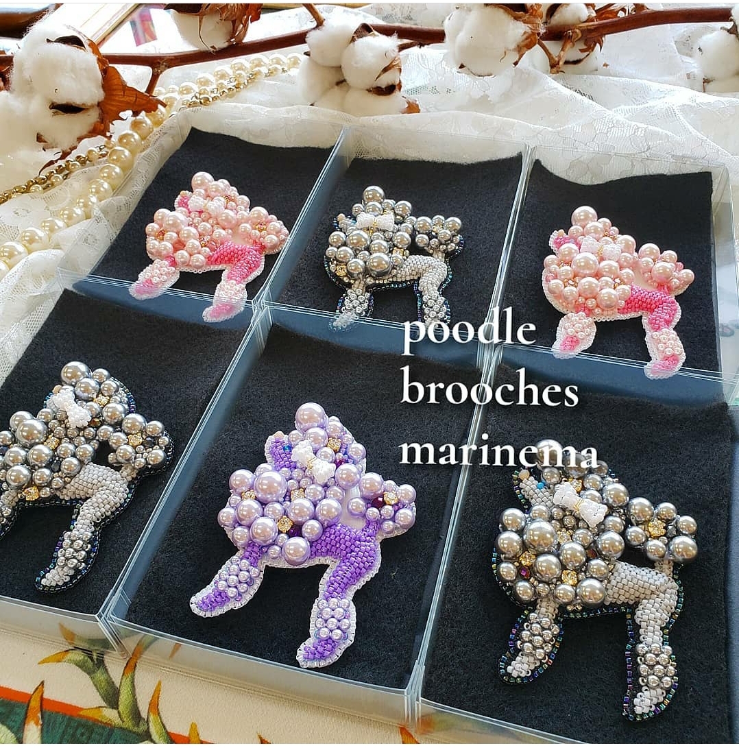 レディプードルさんのビーズ刺繍ブローチ