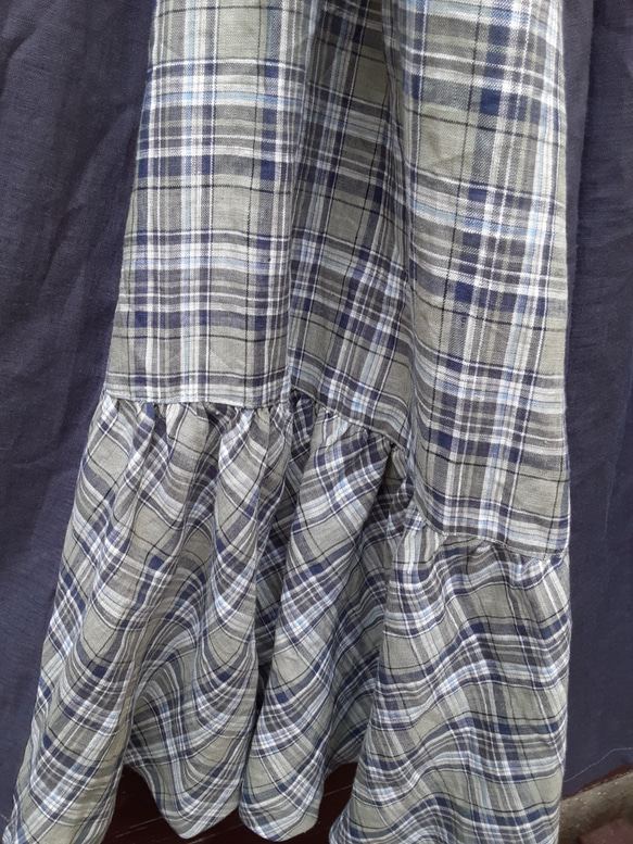 切り替えギャザーのふんわりスカート　（ハーフリネンチェックとリネン無地） 4枚目の画像