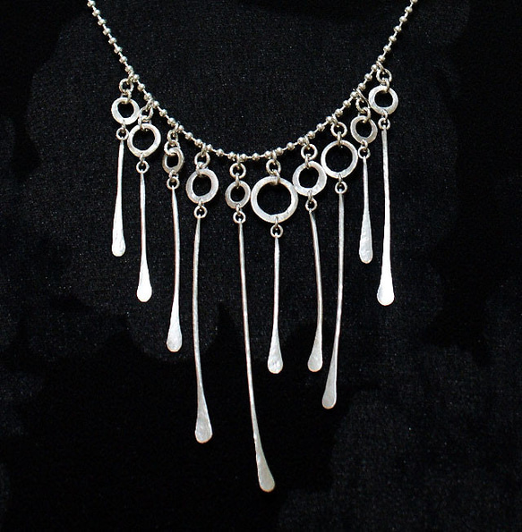 鈴なりシリーズ「よりそふ」 ネックレス～静かに奏でる銀の調べ～装い美しく⁂総シルバー⁂受注　送料無料 2枚目の画像