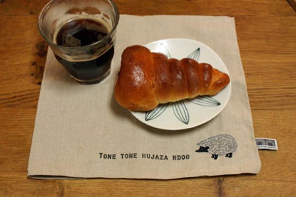 はりねずみ Hedgehog/リネンクロス～モダンで不思議な子～お洒落さんのお供に⁂送料無料⁂ 4枚目の画像