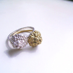 粔籹（おこし）Ring-小山　金銀2本set　可愛らしい重ね付け⋆*⋆２色使い＊装いに合わせやすい♪ 1枚目の画像