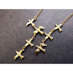 鳥の群れネックレス/黄金色～７羽が舞う　美しい鳥の旅立ち～ギフト＊自分へのご褒美に＊受注・送料無料 7枚目の画像