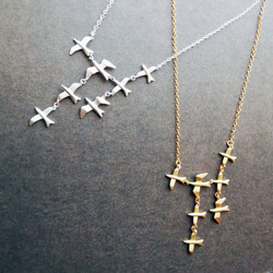 鳥の群れネックレス/銀色～７羽が舞う　美しい鳥の旅立ち～ギフト＊自分へのご褒美に＊受注・送料無料 7枚目の画像