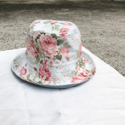 英式玫瑰 / 玫瑰 藍 粉 / 漁夫帽 雙面 第2張的照片