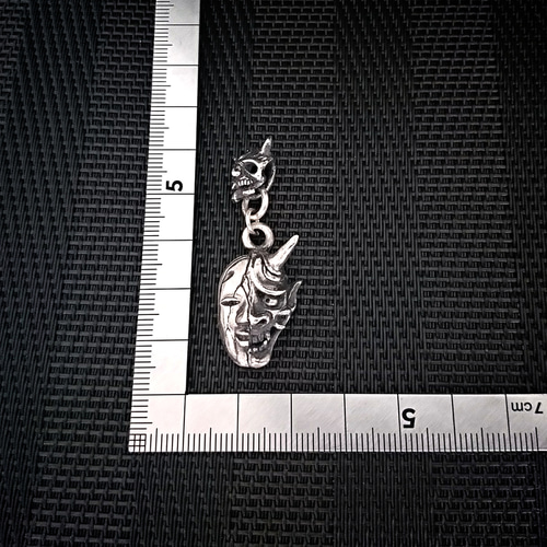zbyji919-11775_1.jpg