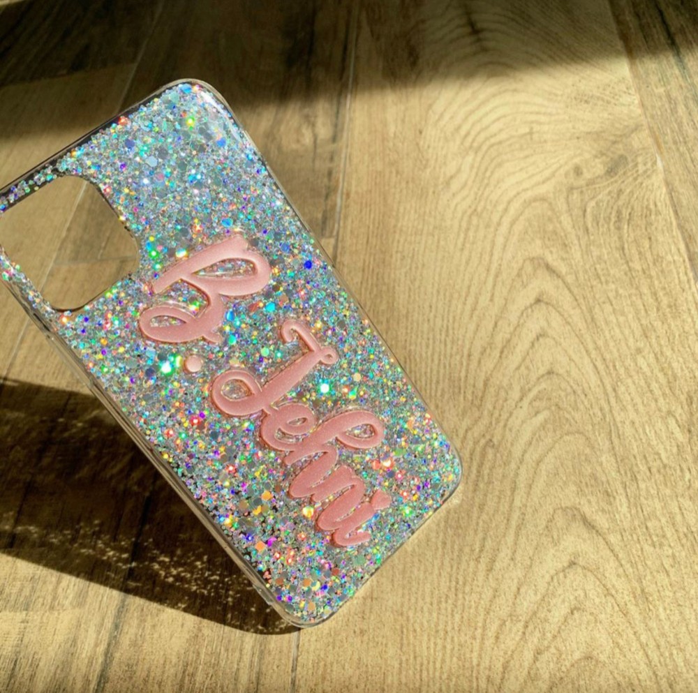 名入れ　多機種対応名前やロゴが入れられるglitterスマホケース