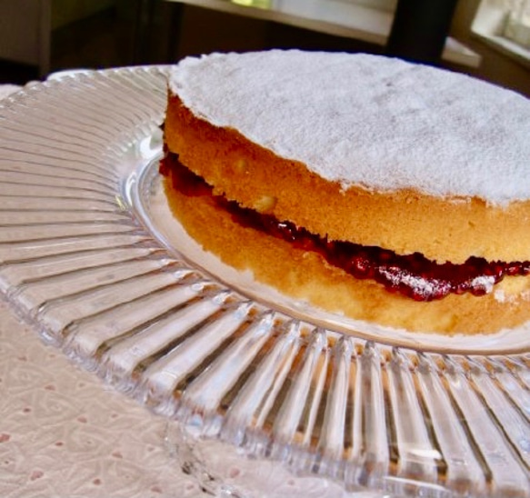 ヴィクトリアサンドイッチケーキ 15cm　（国産バター・国産小麦粉使用） 1枚目の画像
