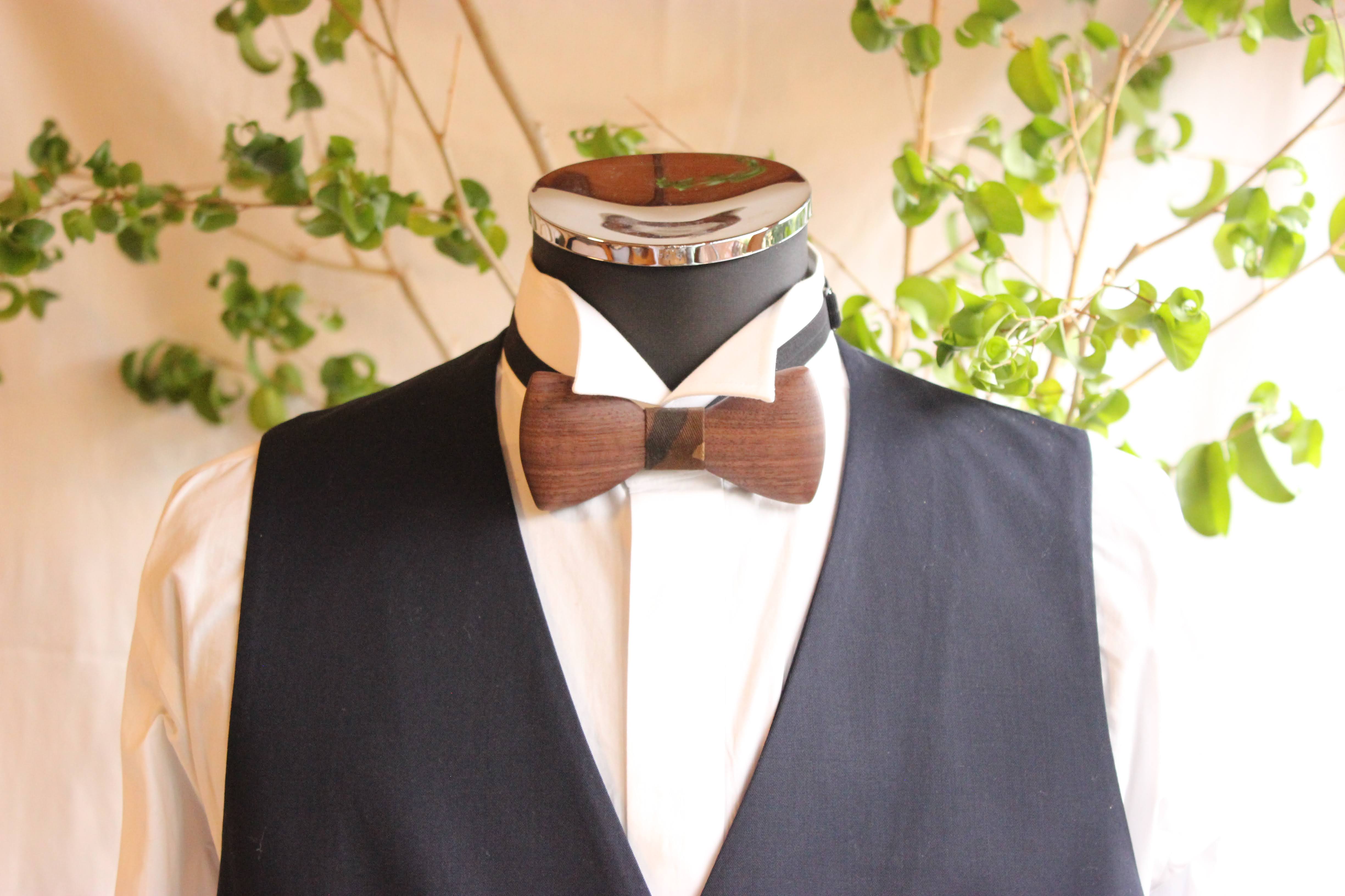 木製蝶ネクタイ　素材:ブラックウォールナット