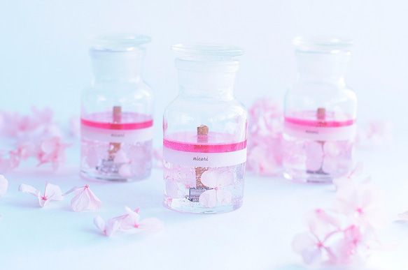 期間限定♡春の桜ブレンド/ 音の出るアロマキャンドル／BOTANICAL BOTTLE 1枚目の画像