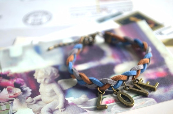 【ｉｎｄｉｇｏ。ｂｒａｃｅｌｅｔ】勇敢說出love復古手鍊 第1張的照片