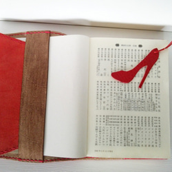 【限定１点】伊製レザー床革×国産ピッグスエードのブックカバー　文庫本サイズ　レッド 2枚目の画像
