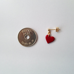 14k gold filled small heart earrings（釘狀耳環） 【Dark red×Black】 第4張的照片