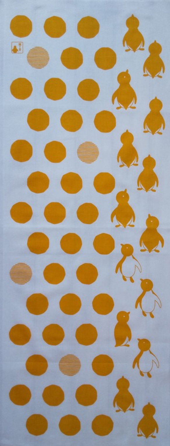 てぬぐい　「みずたまとペンギン／オレンジ」 3枚目の画像