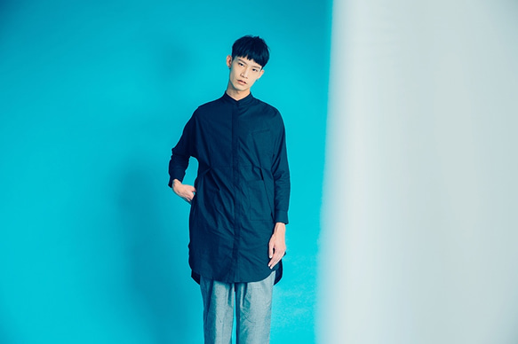 I Nデザインセミ - 。襟長い黒の綿のシャツオーガニックオーガニックコットン 3枚目の画像