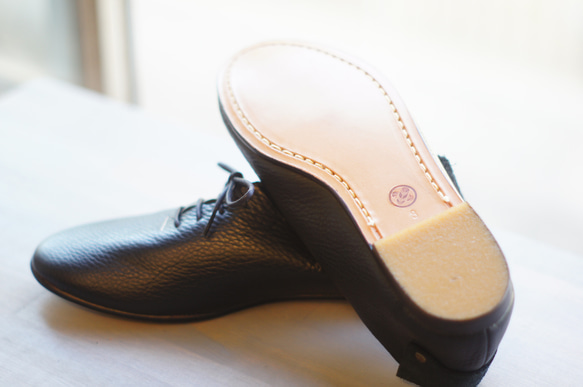 ハンドメイドシューズ  クスノキシューズ「北山」 Color ブラック 2枚目の画像