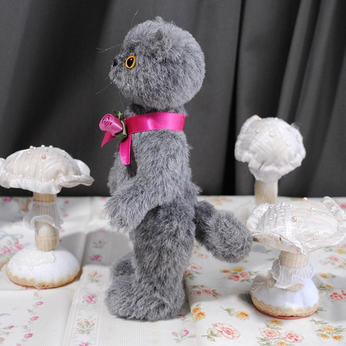 作家さま　ブリティッシュショートヘアの猫のぬいぐるみ　テディベア　ハンドメイド 作家さま ブリティッシュショートヘアの猫のぬいぐるみ