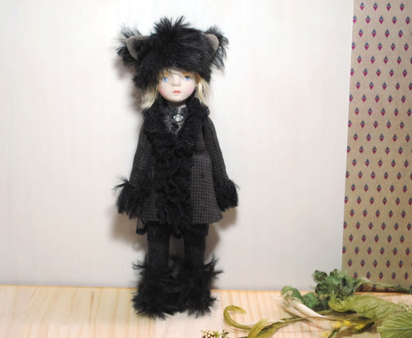 小さいお人形〈黒猫〉 3枚目の画像