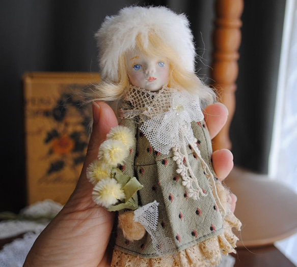 小さいお人形〈ミモザちゃん〉女の子-1 6枚目の画像