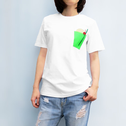 【メロンソーダ】透明ポケットのTシャツ 3枚目の画像