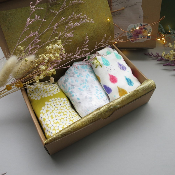 手工圍兜兜-好寶寶標籤+點點藍 第4張的照片