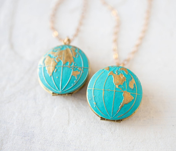 『新作』グローブネックレス LeChaim ブルー Globe World Gold Necklace 1枚目の画像