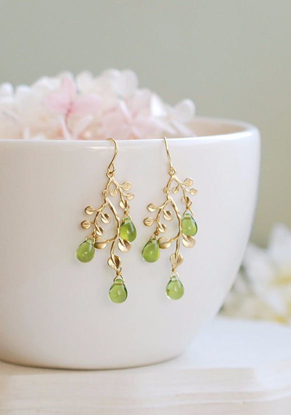 ペリドット ストーン ブランチ ピアスGold Leaf Tree Branch Peridot Pierce 5枚目の画像