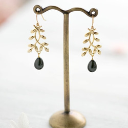 14kfg掛鉤可更換）黑色珍珠和金色掐絲耳環 第5張的照片
