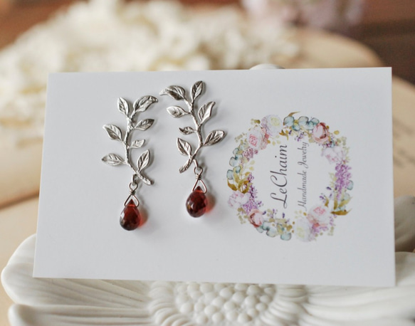 Silver Leaf Branch with Garnet pierce シルバーリーフ ガーネット ピアス 3枚目の画像