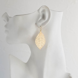 LeChaim Jewelry ★ Simple ★ Gold Leaf 耳環-母親節禮物- 第5張的照片