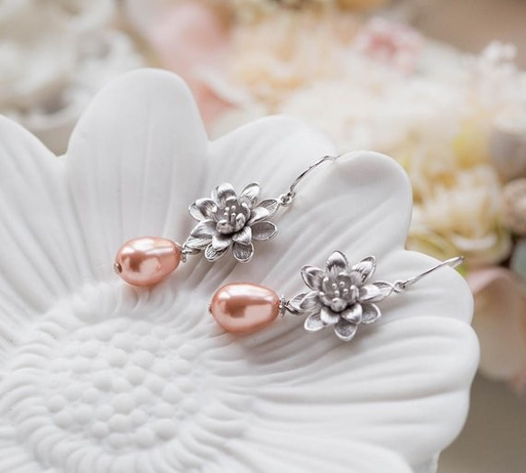 LeChaim珠寶★母親節禮物★銀蓮花和桃花吊式珍珠耳環 第4張的照片