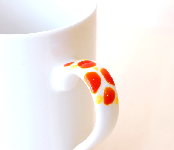 手描きマグカップ / ねこうさぎ橙系 3枚目の画像