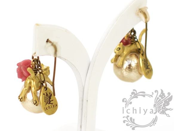 棉花珍珠和玫瑰和貓耳環（耳環） 第5張的照片