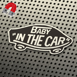 【マグネット】BABY IN CAR:某ドデザインTYPE1:BK/WH 1枚目の画像