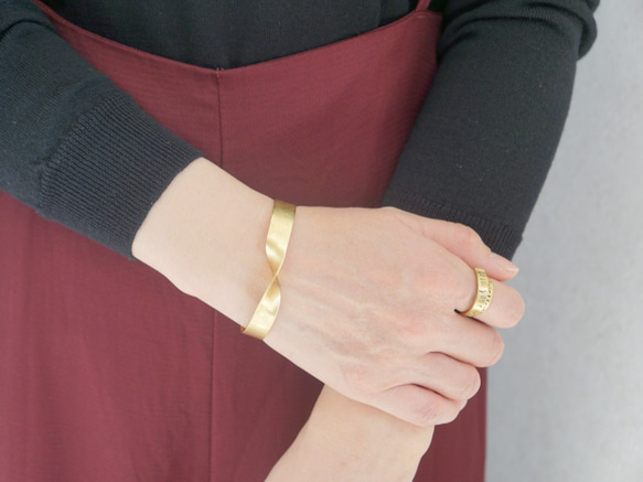 免運費：刻字黃銅手鐲套裝，男女通用 第3張的照片