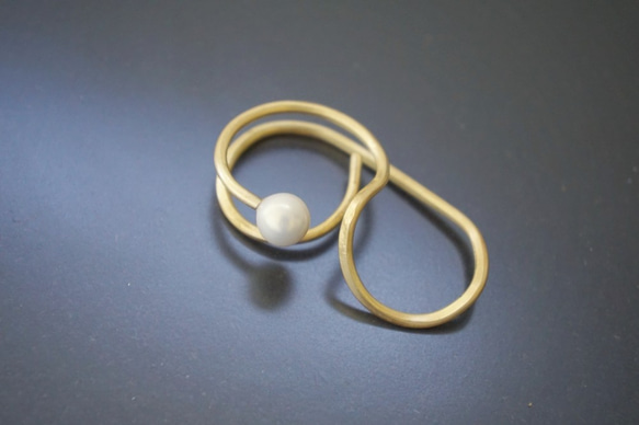 黃銅雙環“類似” 第4張的照片