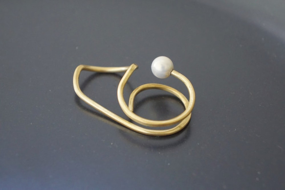 黃銅雙環“類似” 第5張的照片