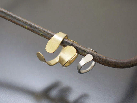 黃銅和不銹鋼材質的耳夾“扳手”，男女通用 第7張的照片