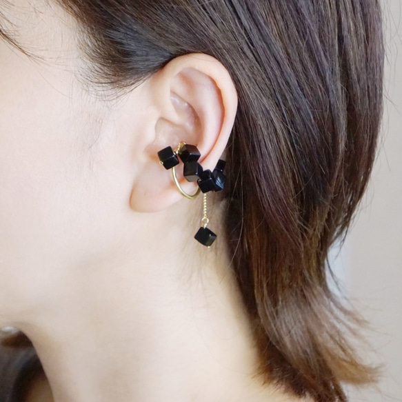 「solids.o」天然縟瑪瑙耳夾（選購左耳或右耳） 第1張的照片