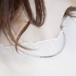 頸圈項鍊「quiet」 第3張的照片