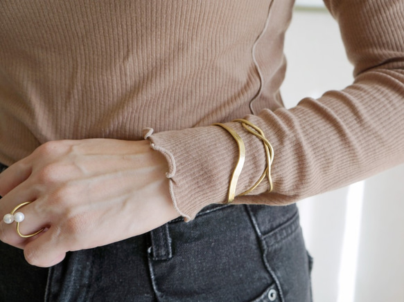 黃銅手環「with」ｘ「line」 第3張的照片