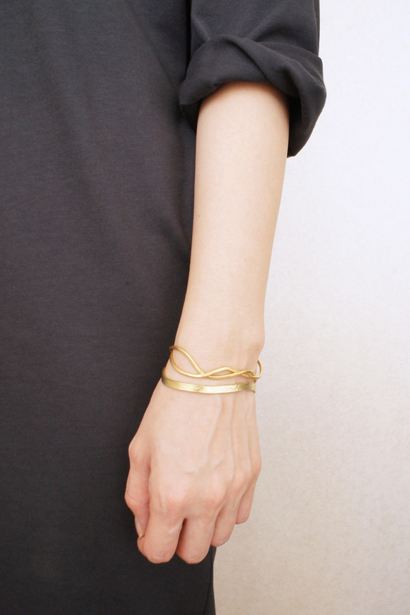 黃銅手環「with」ｘ「line」 第4張的照片